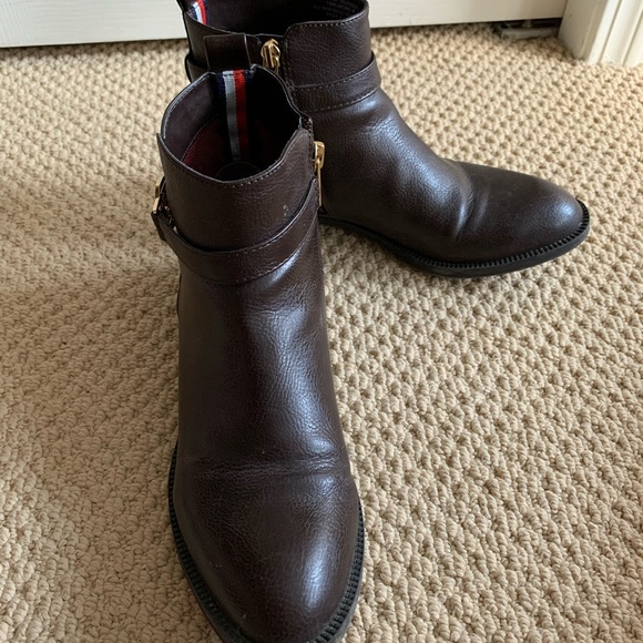 Tommy Hilfiger Boots - Picture 2 of 3
